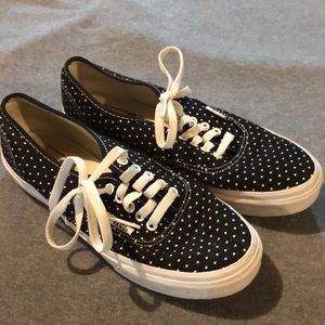 VANS black shoes with hearts. Sneakers.
